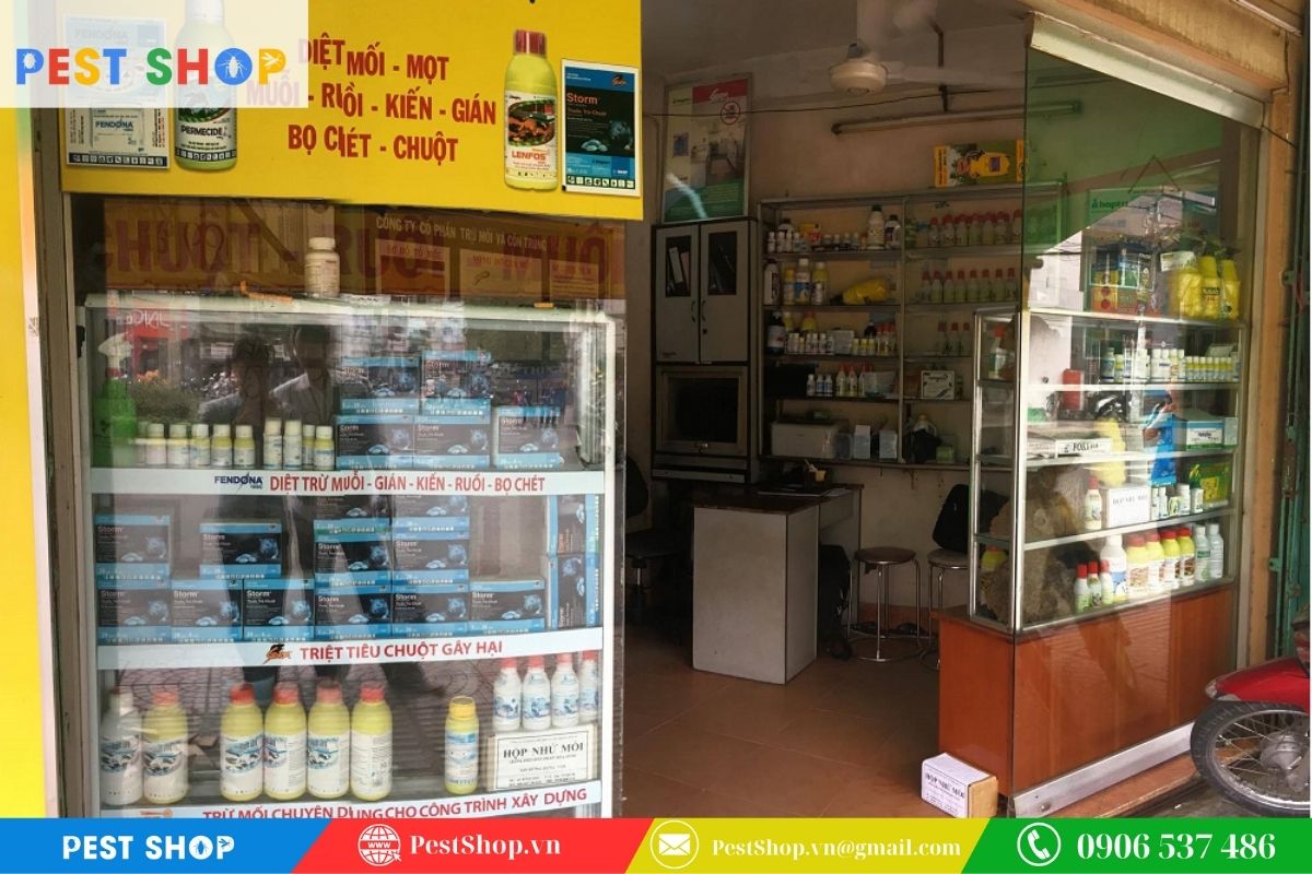 Các cửa hàng đồ gia dụng và siêu thị cho nhu cầu mua lẻ cấp bách