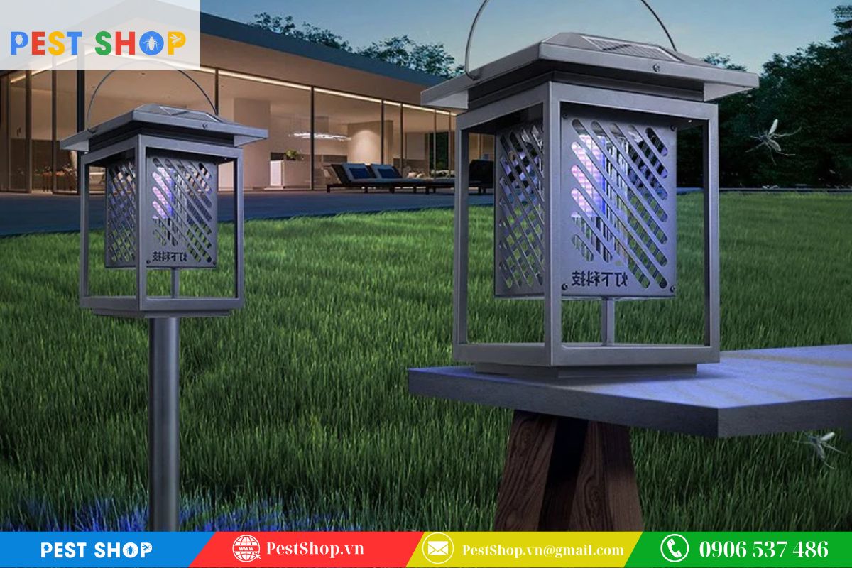 Vị trí đặt đèn ngoài trời để dụ côn trùng ra xa khu vực sinh hoạt